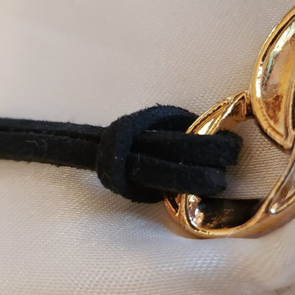 Women's Goldtone necklace w/black cord - Picture 5 of 5